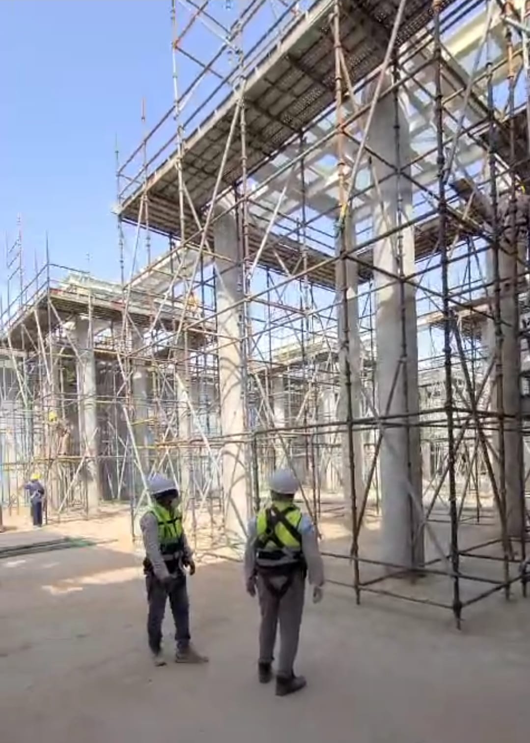 توريد الشدّات المعدنية